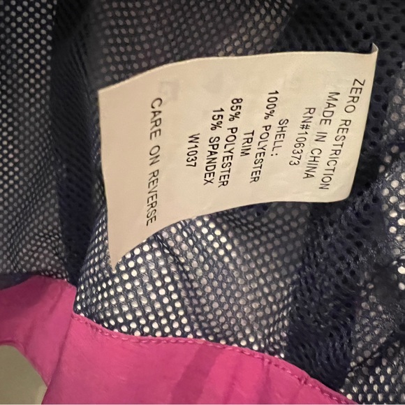 Zero Restriction - Picture 3 of 5